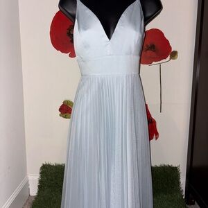 BCBG Light Blue Pleated V-Neck Midi Dress